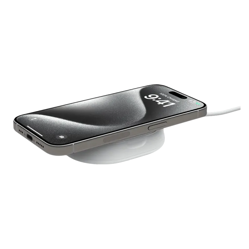 Зарядное устройство Belkin 15 Вт Magnetic Stand Qi2, адаптер 20 Вт USB-C, белый (WIA008VFWH)