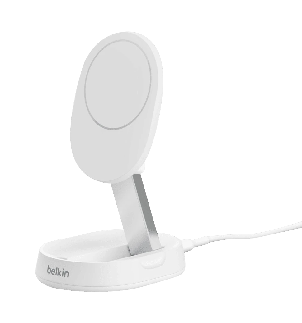 Зарядное устройство Belkin 15 Вт Magnetic Stand Qi2, адаптер 20 Вт USB-C, белый (WIA008VFWH)